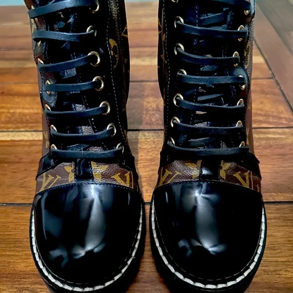 Louis Vuitton's Star Trail ankle boot Authentic Sassy and cute! - Picture 3 of 8